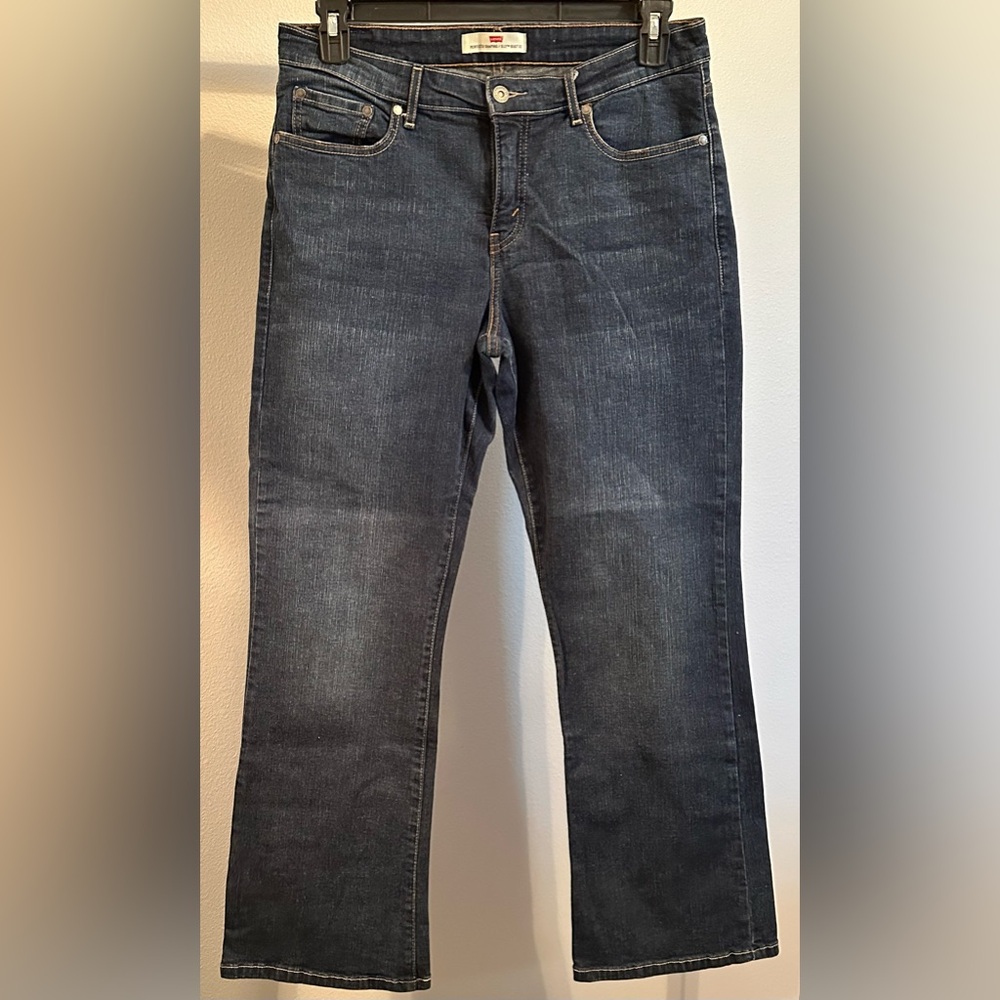Levi’s Perfectly Shaping 512 Bootcut Jeans